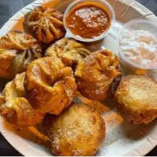 Veg Momos-(Fry)-(Timing-4P.M To 10P.M)-(Uttaranchal Fast Food Corner)