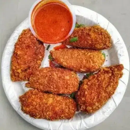 Kurkure Momos-(Timing-4P.M To 10P.M)-(Uttaranchal Fast Food Corner)