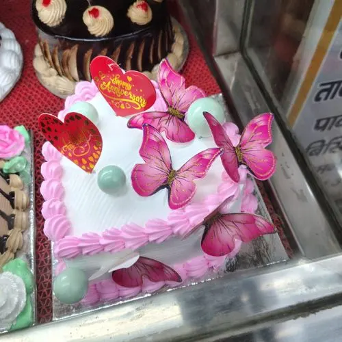 Butter Fly Cream Cake (1Pound) (Oggy Baker)