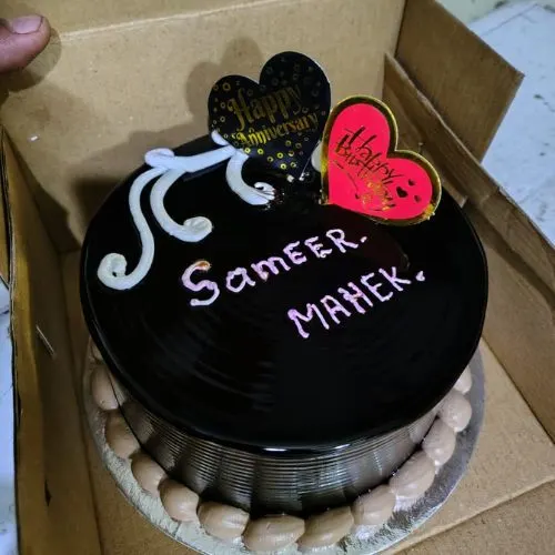 Black Forus Cake (1Pound) (Oggy Baker)