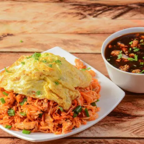 Noodles Chicken Rice With Gravy-(Bombay Chinese Fast Food)