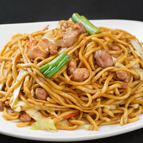 Chicken Chowmein (Chowmeen) (Chawmein)(Chawmeen)-(Bombay Chinese Fast Food)