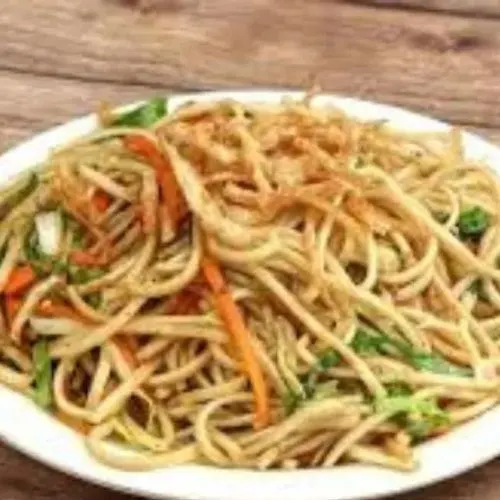 Chilli Garlic Noodels (Punjabi Dhaba)