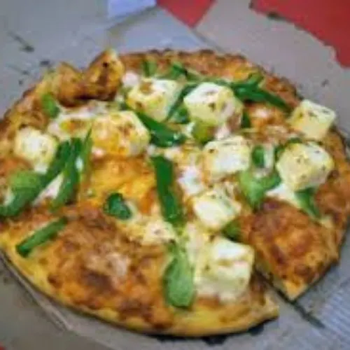 Chicken Paneer Pizza (Hot Pizza Bite)